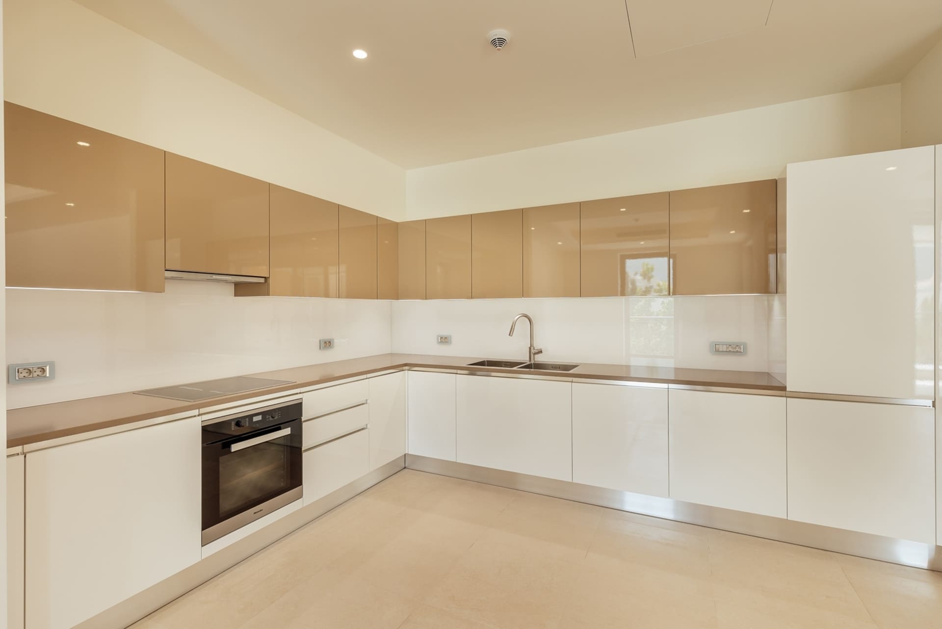 Appartement 2 chambres 171 m² Monténégro, Monténégro